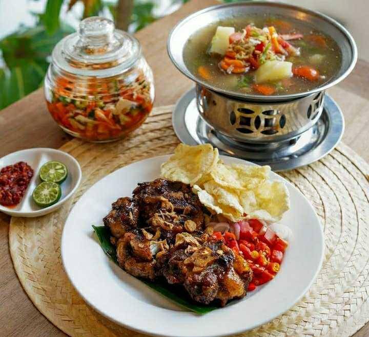 Kafe Betawi (instagram.com/kafebetawi_id)