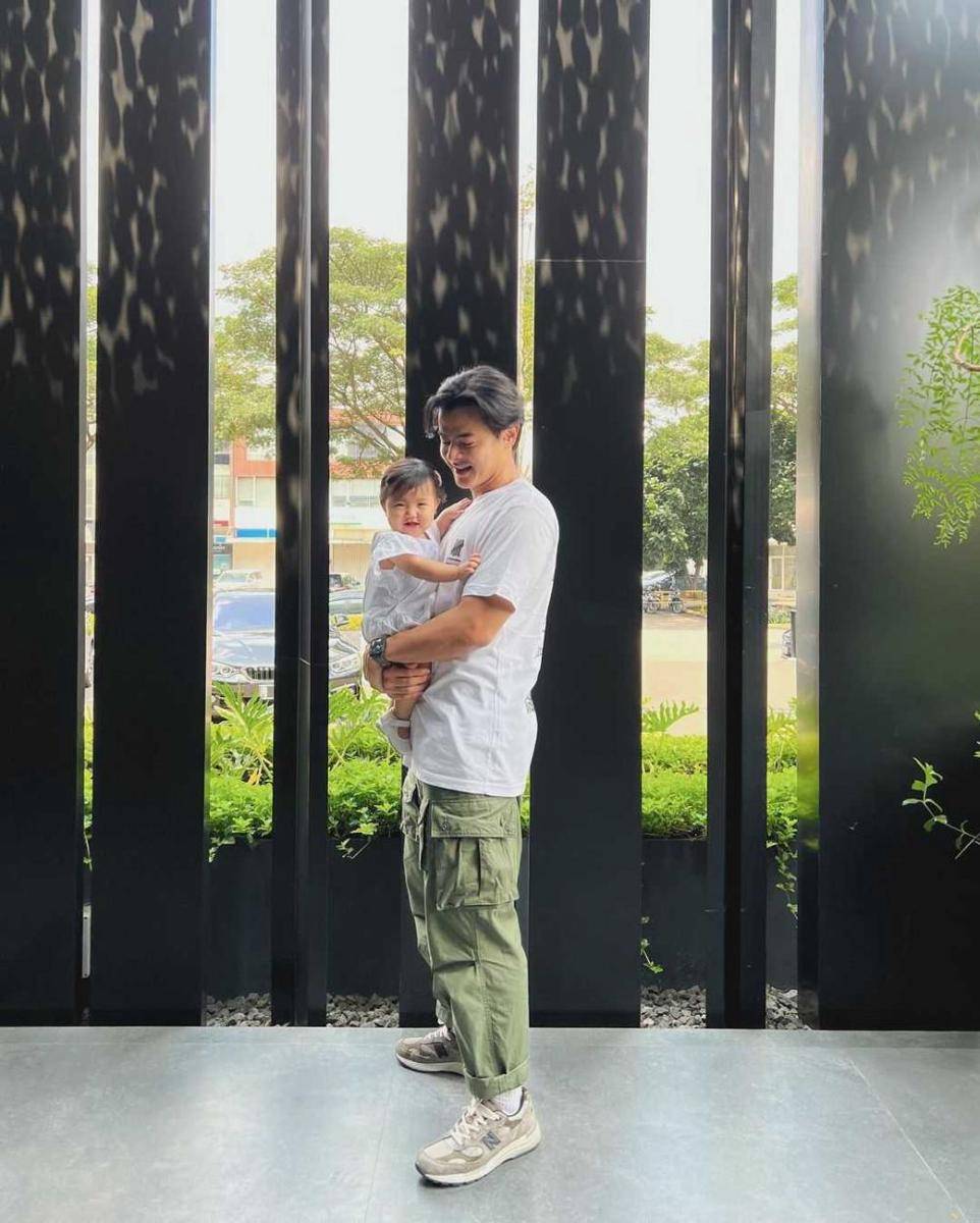 potret Dion Wiyoko dan Anaknya (instagram.com/@dionwiyoko)