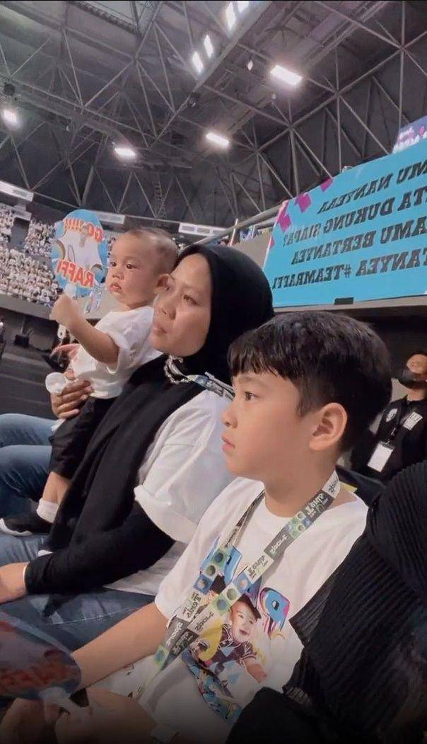 Rafathar dan Rayyanza di Tiba-Tiba Tenis (instagram.com/shela_lala96)