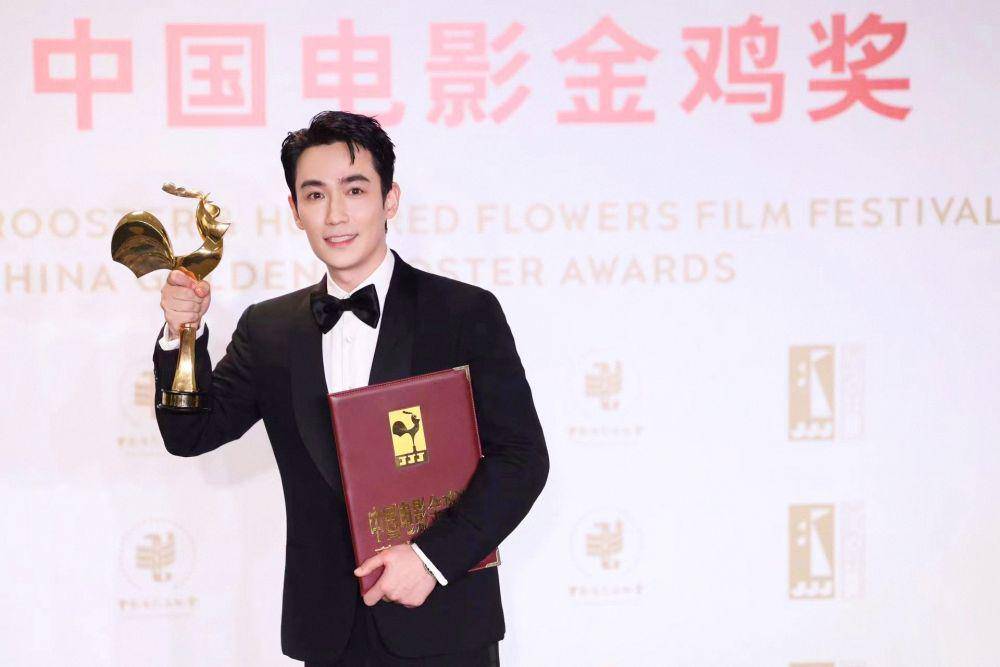potret Zhu Yilong (weibo.com/朱一龙工作室)