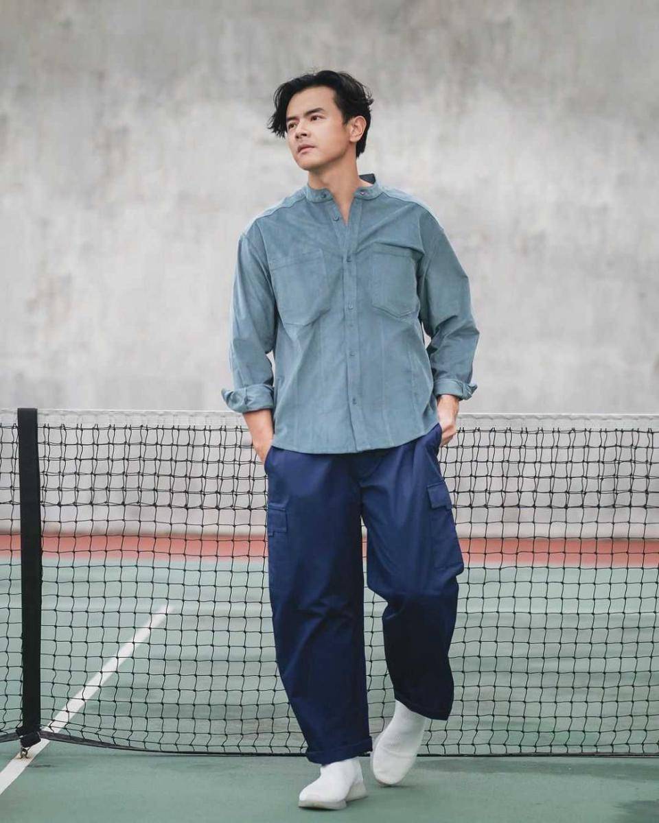 OOTD Kemeja (instagram.com/dionwiyoko)