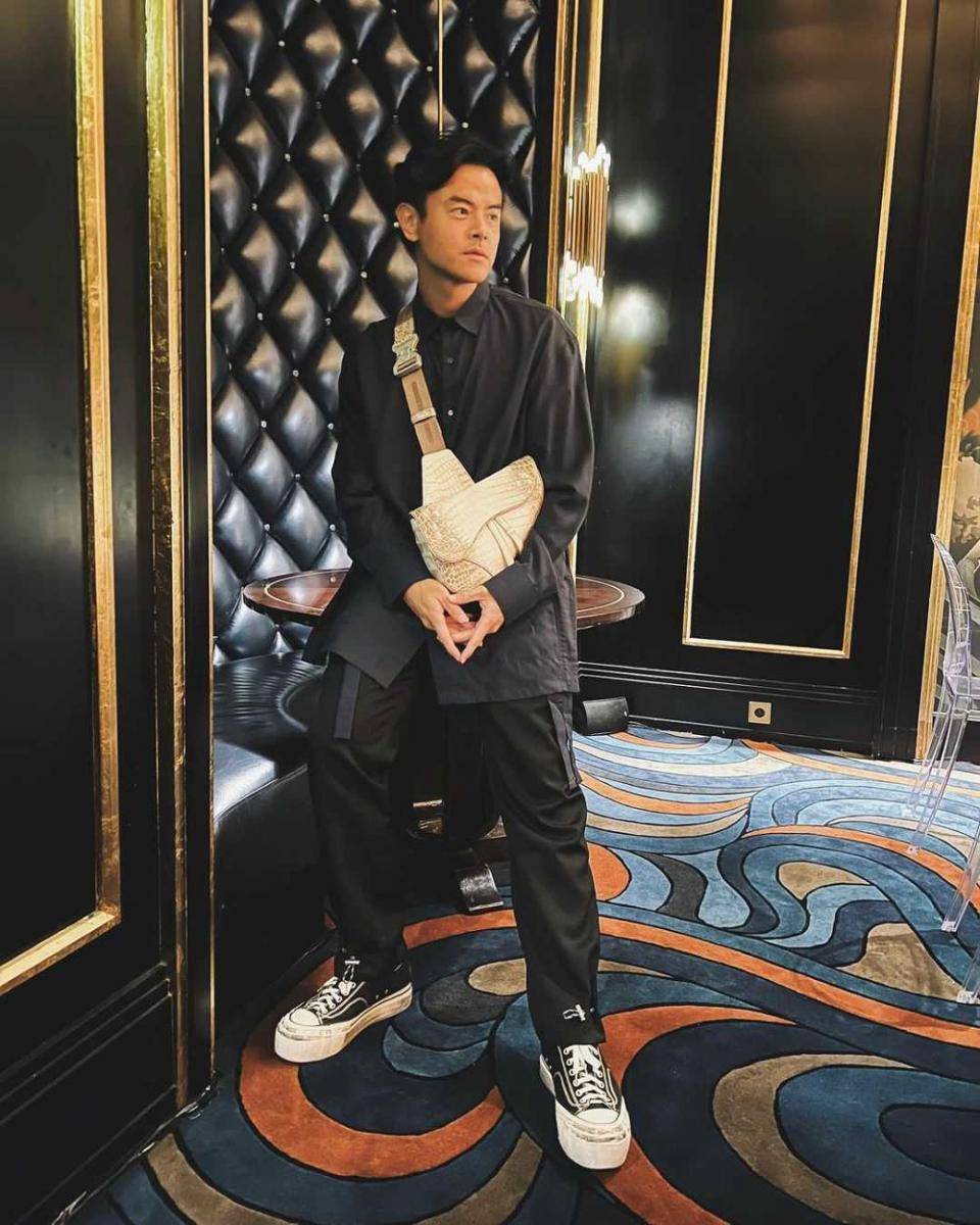 OOTD Kemeja (instagram.com/dionwiyoko)