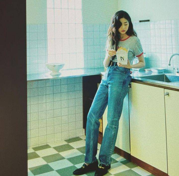 OOTD ala Kim Minju (instagram.com/minn.__.ju)