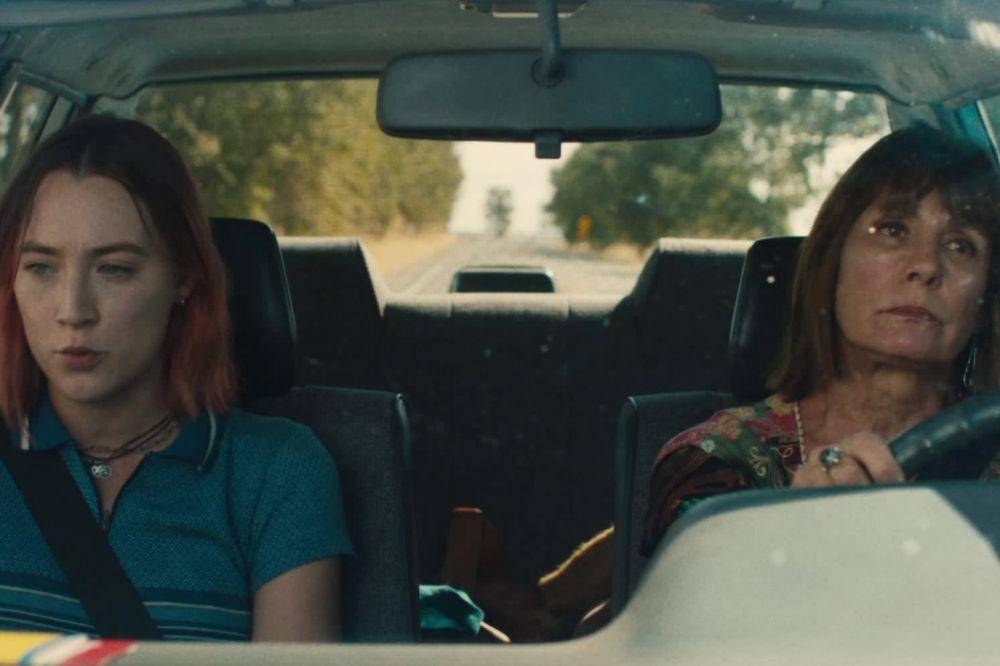 Saoirse Ronan dan Laurie Metcalf dalam film Lady Bird (dok. A24/Lady Bird)