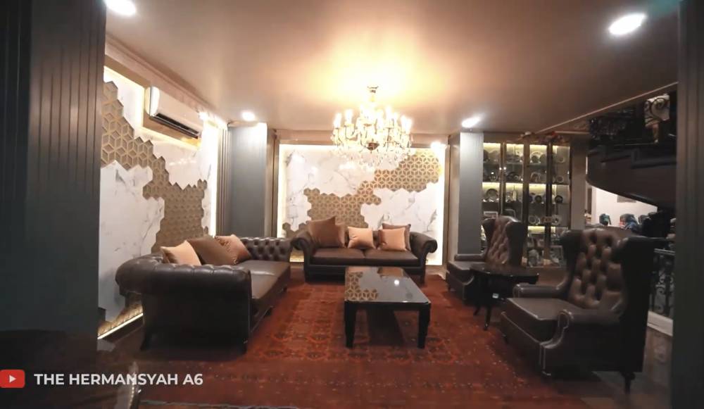 potret rumah Cinere milik Ashanty dan Anang Hermansyah (youtube.com/TheHermansyahA6world)
