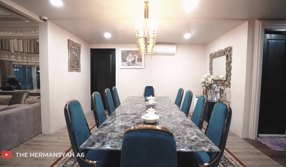 potret rumah Cinere milik Ashanty dan Anang Hermansyah (youtube.com/TheHermansyahA6world)
