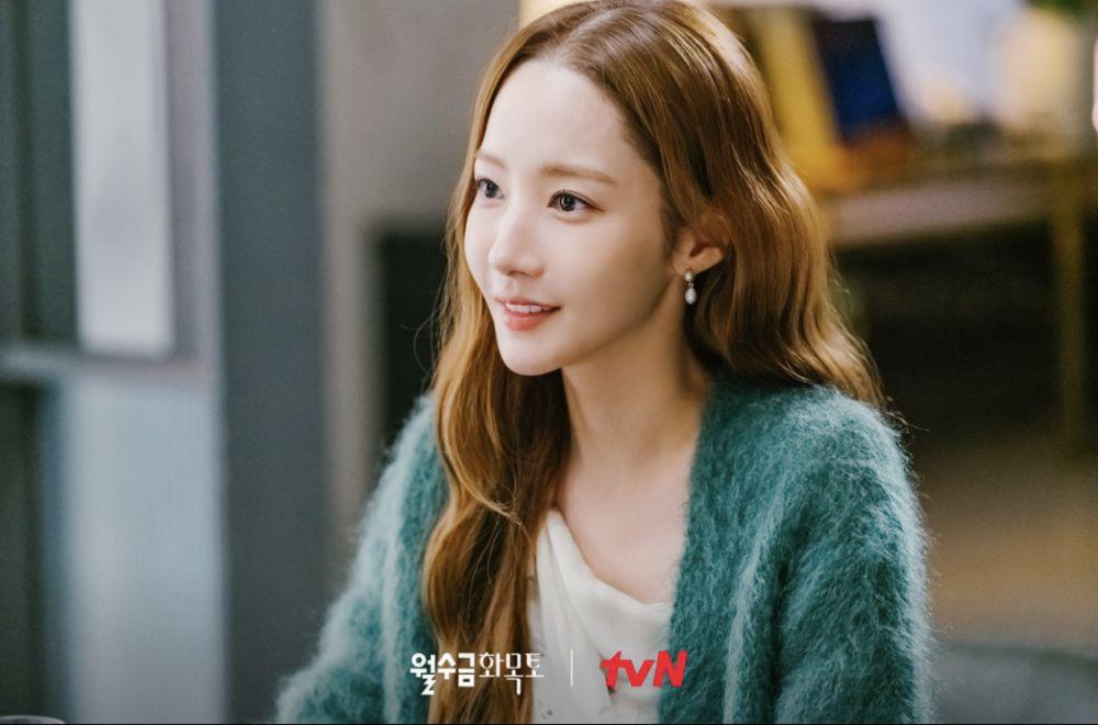 9 Harga Anting Park Min Young di Love in Contract, Capai Rp214 Jutaan