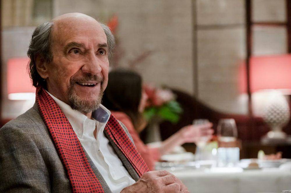 F. Murray Abraham di serial The White Lotus 2 (dok. HBO/The White Lotus 2)