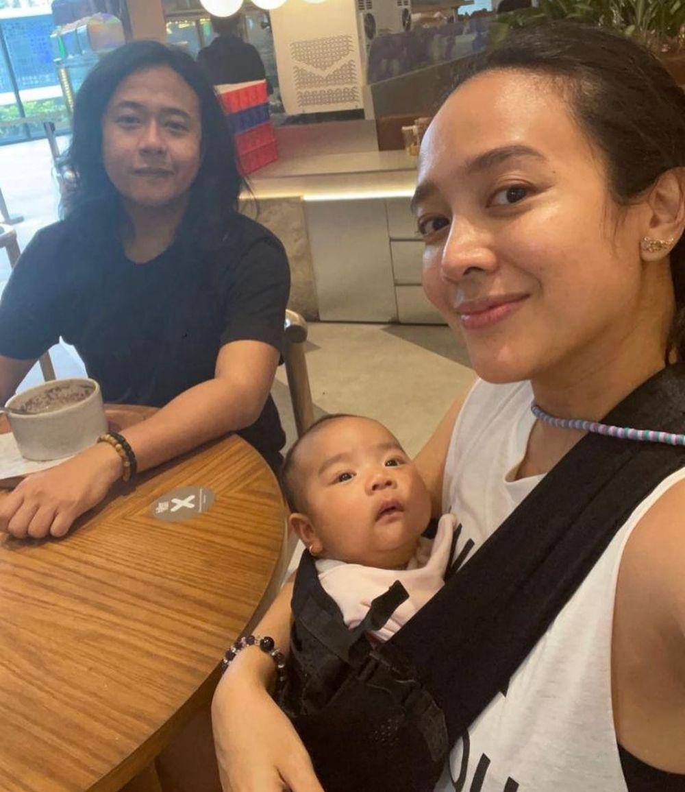 keluarga Ariel Nidji (instagram.com/dea_ananda)