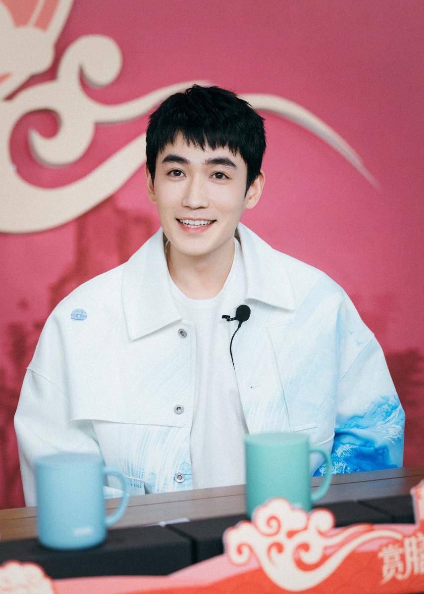 potret Zhu Yilong (weibo.com/朱一龙工作室)