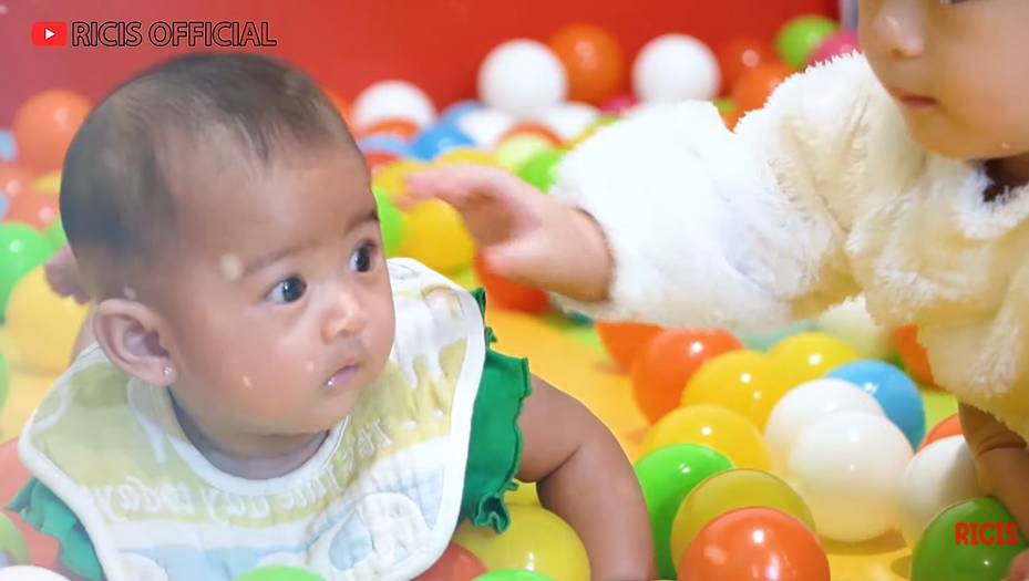Moana dan Adzam playdate (YouTube.com/Ricis Official)