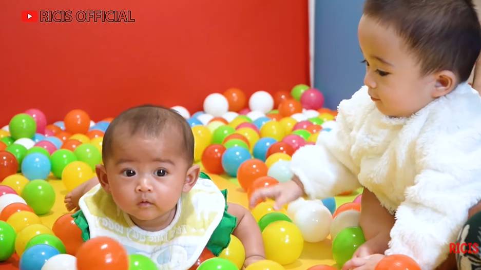 Moana dan Adzam playdate (YouTube.com/Ricis Official)
