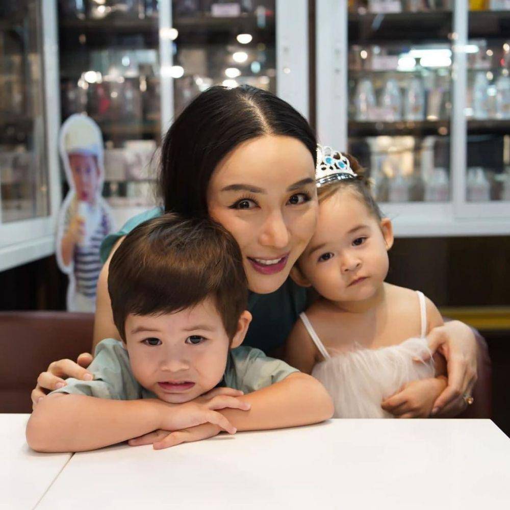potret Anne Jakrajutatip (instagram.com/annejkn.official)