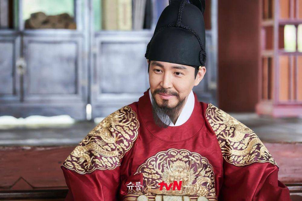 Choi Won Young dalam drama Under the Queen's Umbrella (dok. tvN/Under the Queen's Umbrella)
