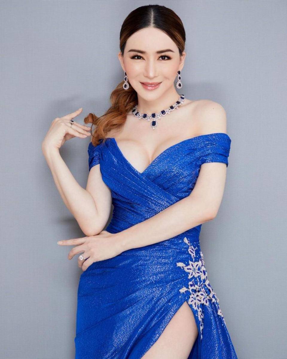 potret Anne Jakrajutatip (instagram.com/annejkn.official)