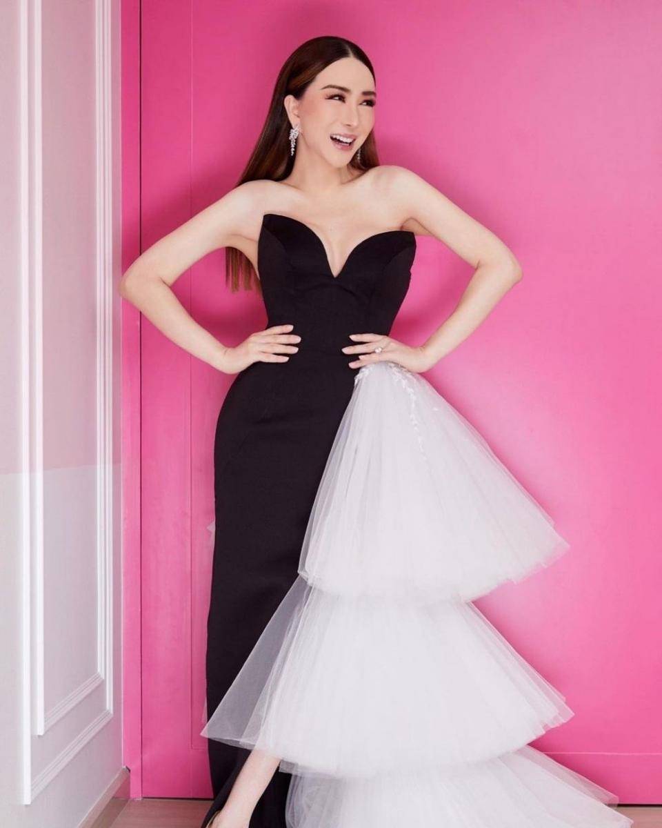 potret Anne Jakrajutatip (instagram.com/annejkn.official)