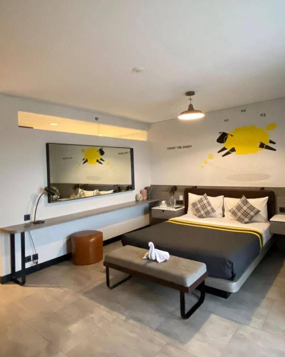 kamar Rooms Inc (instagram.com/roomsinc.semarang)
