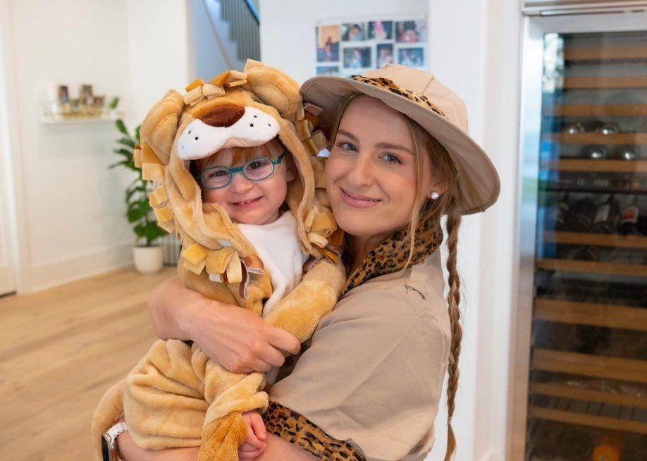 potret Meghan Trainor dan anaknya (instagram.com/meghantrainor)