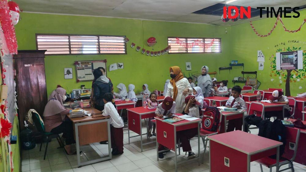 Pemkot Depok Tunda Relokasi Murid SDN Pondok Cina 1