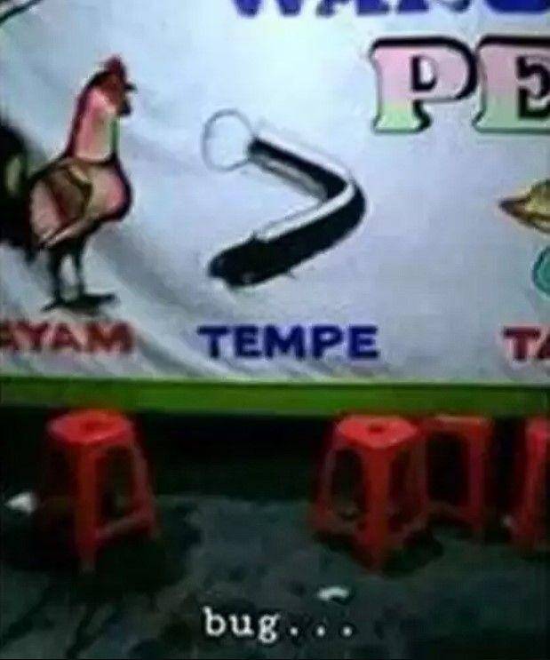 spanduk penjual tertukar (twitter.com/nocontextwarung)