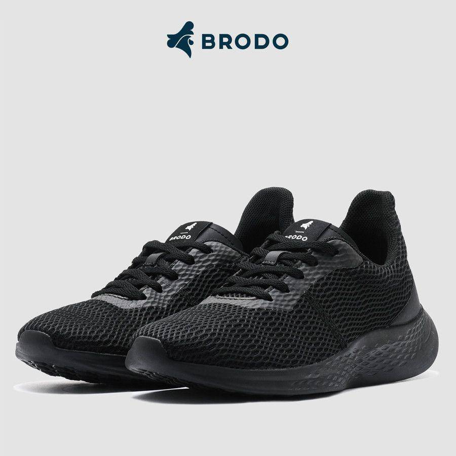 ilustrasi sneakers (tokopedia.com)