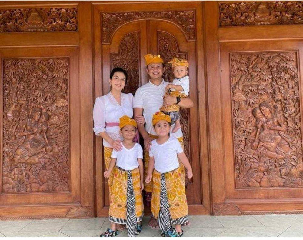Kadek Devi dan keluarga (instagram.com/kddevie)