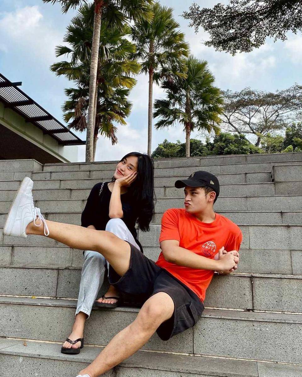 OOTD Kaus (instagram.com/randymartinnn)