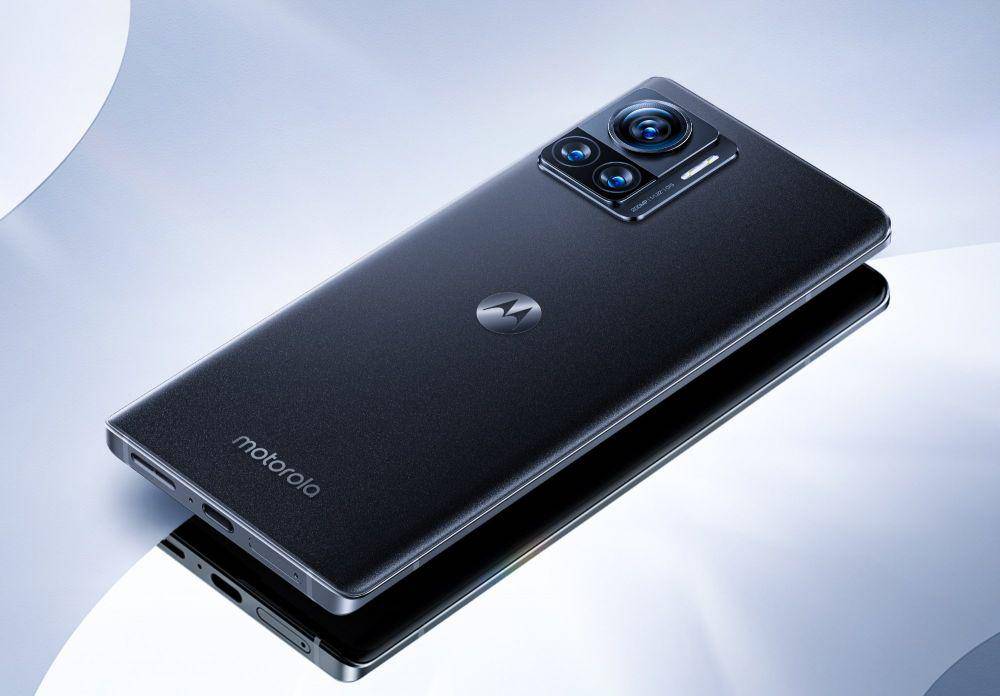 potret Motorola Moto X40 (donanimhaber.com)