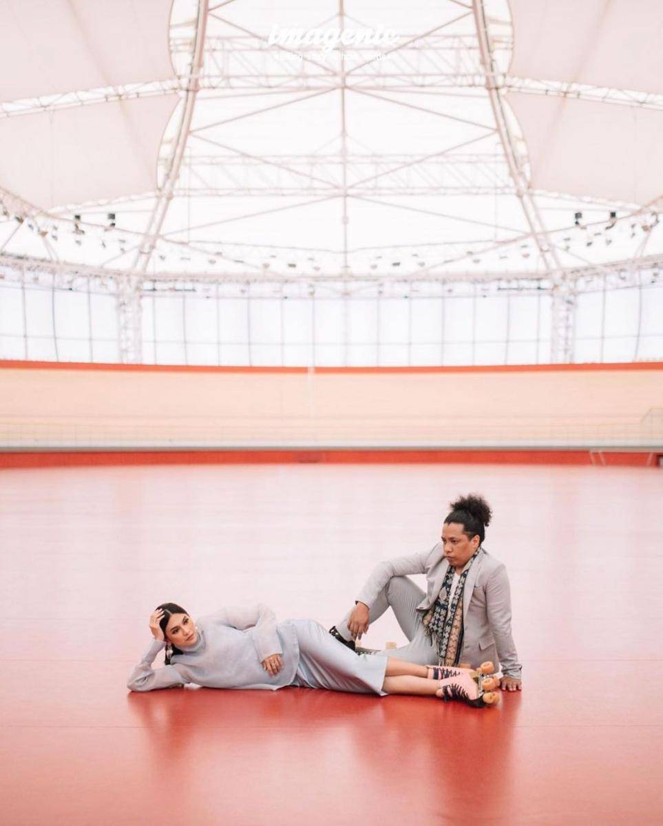 Prewedding Indah Permata Sari dan Arie Kriting. (Imagenic via Instagram.com/indahpermatas)