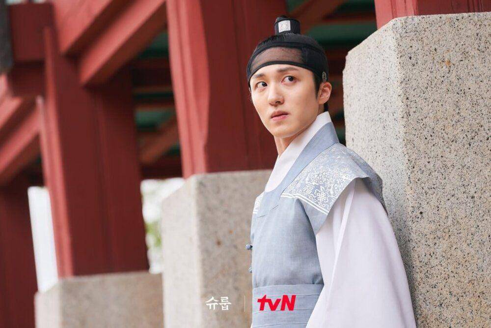 cuplikan drama Under The Queen's Umbrella (instagram.com/tvn_drama)