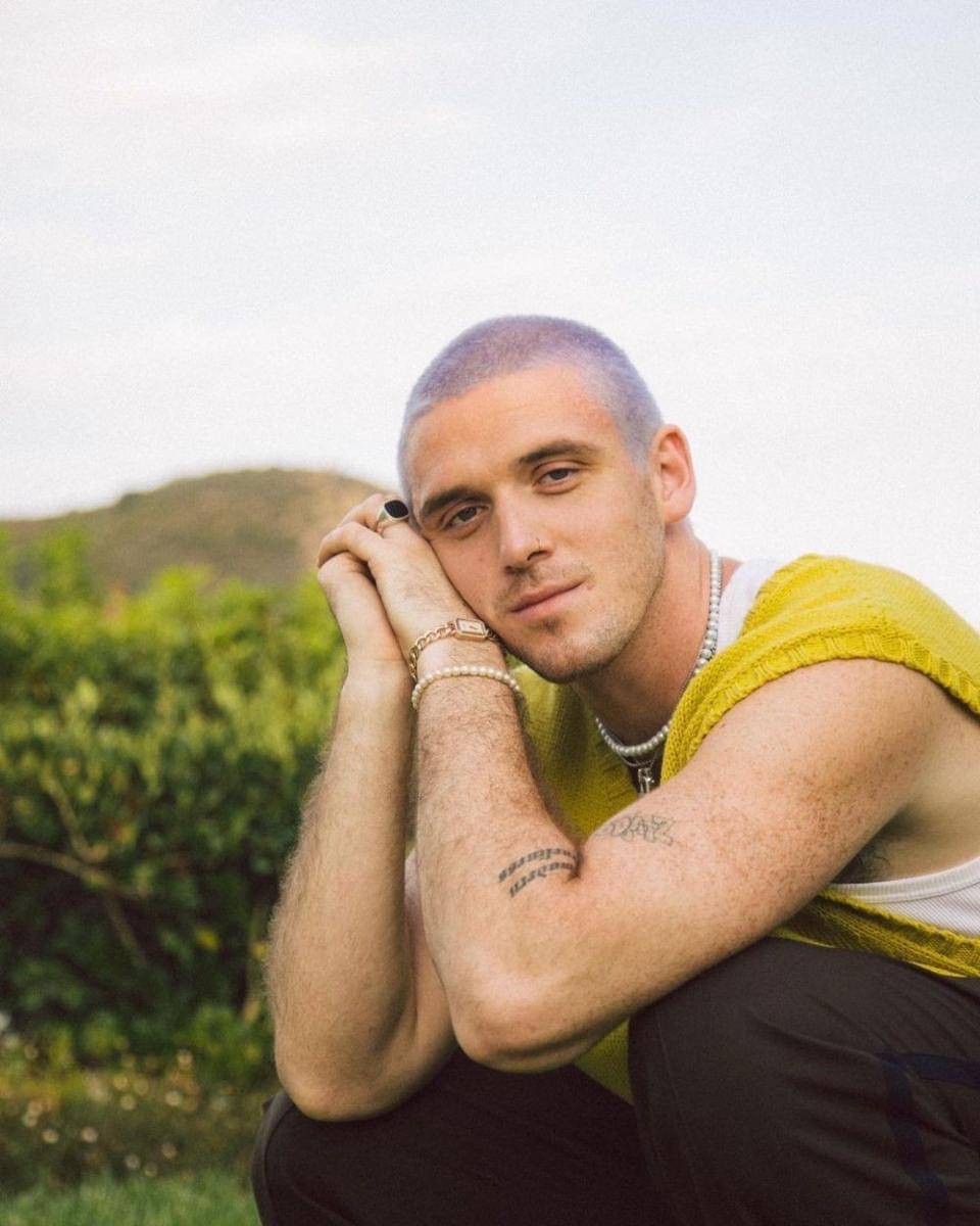 Lauv (instagram.com/lauvsongs)
