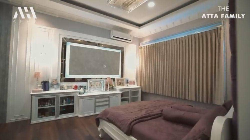 kamar Aurel di rumah Cinere (YouTube.com/Atta Halilintar)