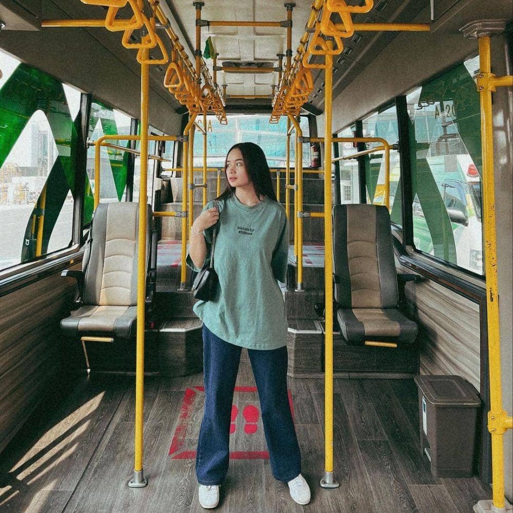 OOTD hangout kekinian ala Chintya Gabriella (instagram.com/chintyagabriella)