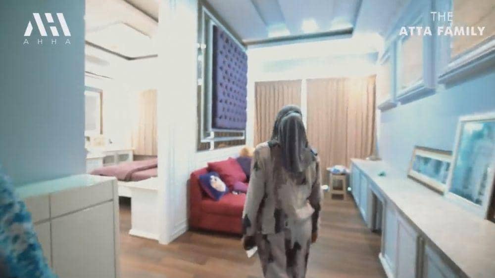 kamar Aurel di rumah Cinere (YouTube.com/Atta Halilintar)