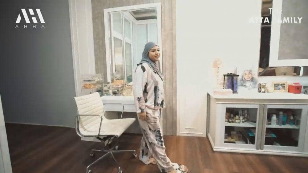 kamar Aurel di rumah Cinere (YouTube.com/Atta Halilintar)