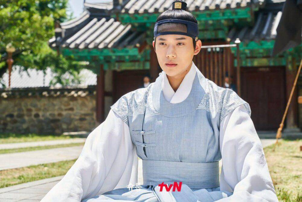 cuplikan drama Under The Queen's Umbrella (instagram.com/tvn_drama)