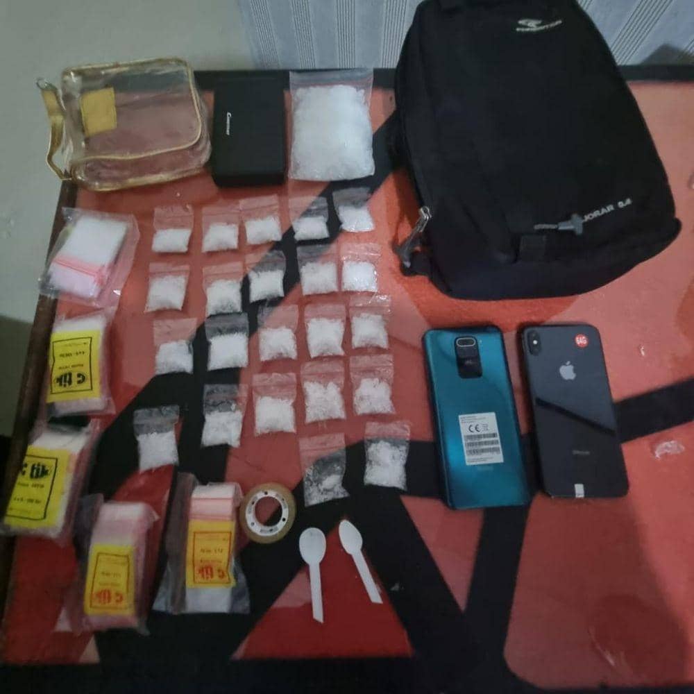 Barang bukti sabu diamankan dari empat pengedar yang sering menjual sabu ke pekerja tambang ilegal (dok. Istimewa)