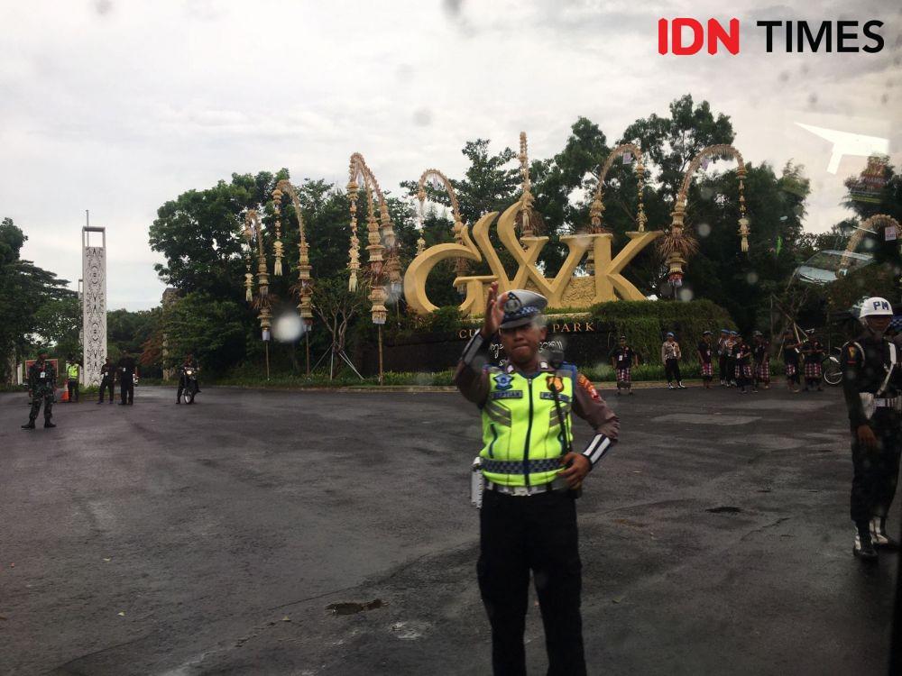 Polisi 'Kepung' Kampus Udayana Menjelang Gala Diner G20 di GWK