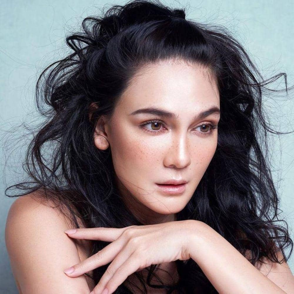 Natural Look ala Luna Maya (instagram.com/lunamaya)