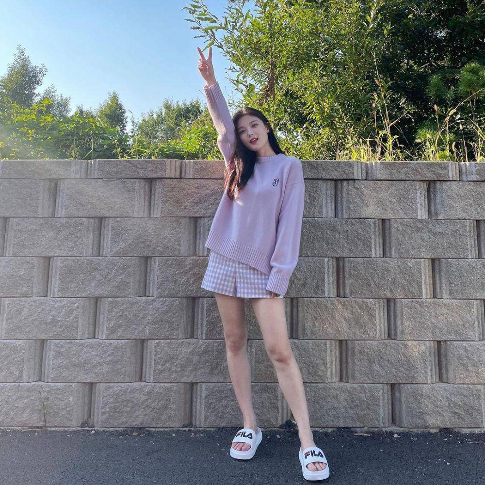 ide outfit Kim Yoo Jung (Instagram.com/you_r_love)