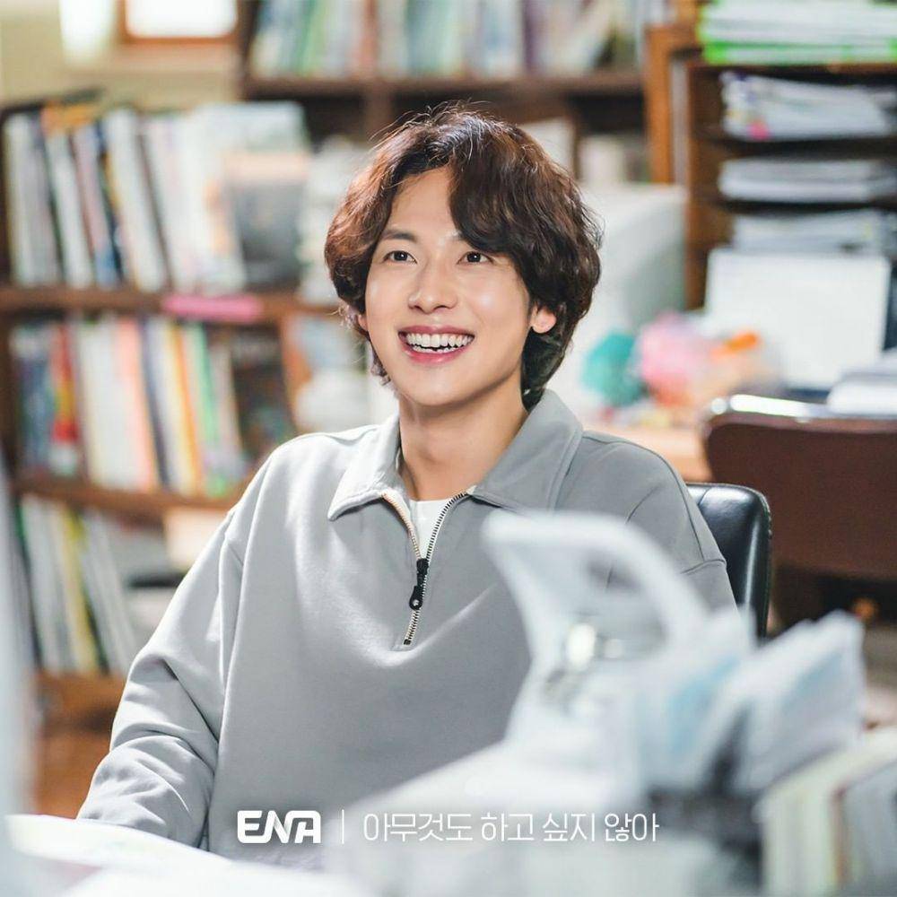 Im Si Wan di drakor Summer Strike (instagram.com/channel.ena.d)