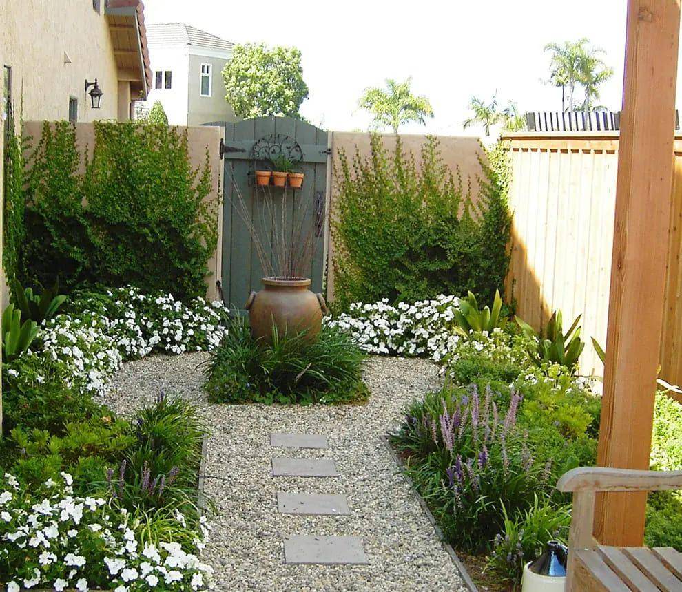 inspirasi taman mungil (digsdigs.com)