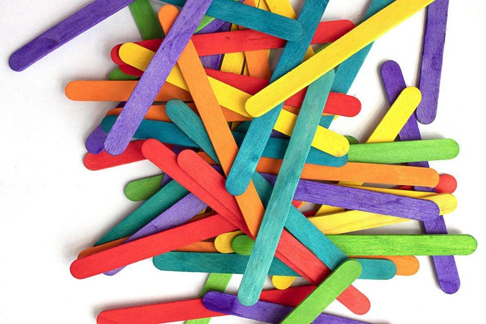ilustrasi stik es krim (vecteezy.com/ nangspooner12262)