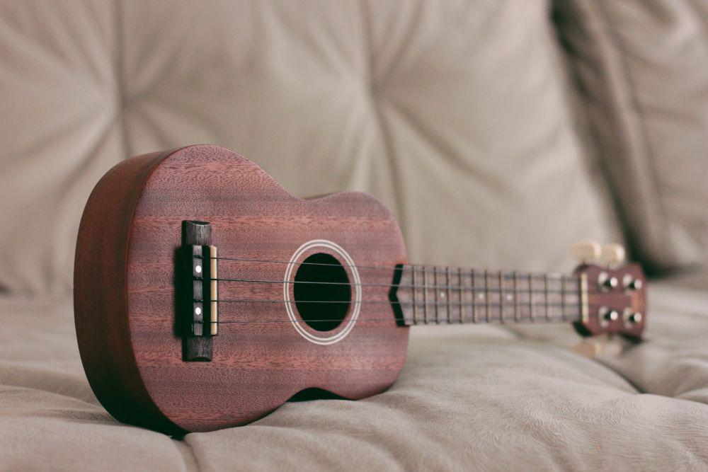 5 Jenis Gitar Ukulele yang Wajib Kamu Tahu Sebelum Membeli, Cek Yuk!