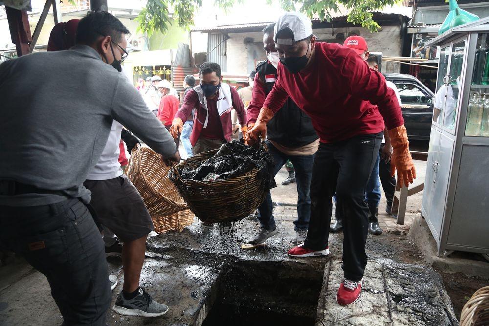 Dalam Keberagaman, Surabaya Bergerak Hidupkan Tradisi Gotong Royong