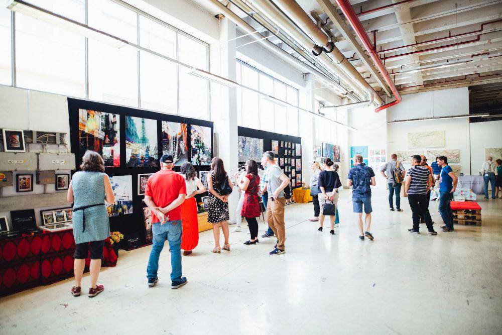 ilustrasi pameran seni (unsplash.com/Markus Spiske)