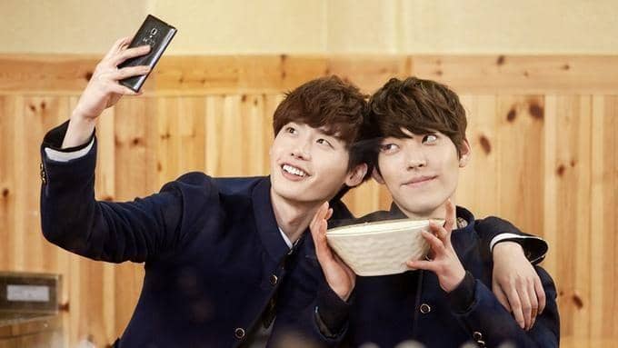 Lee Jong Suk dan Kim Woo Bin (dok. KBS/School 2013)