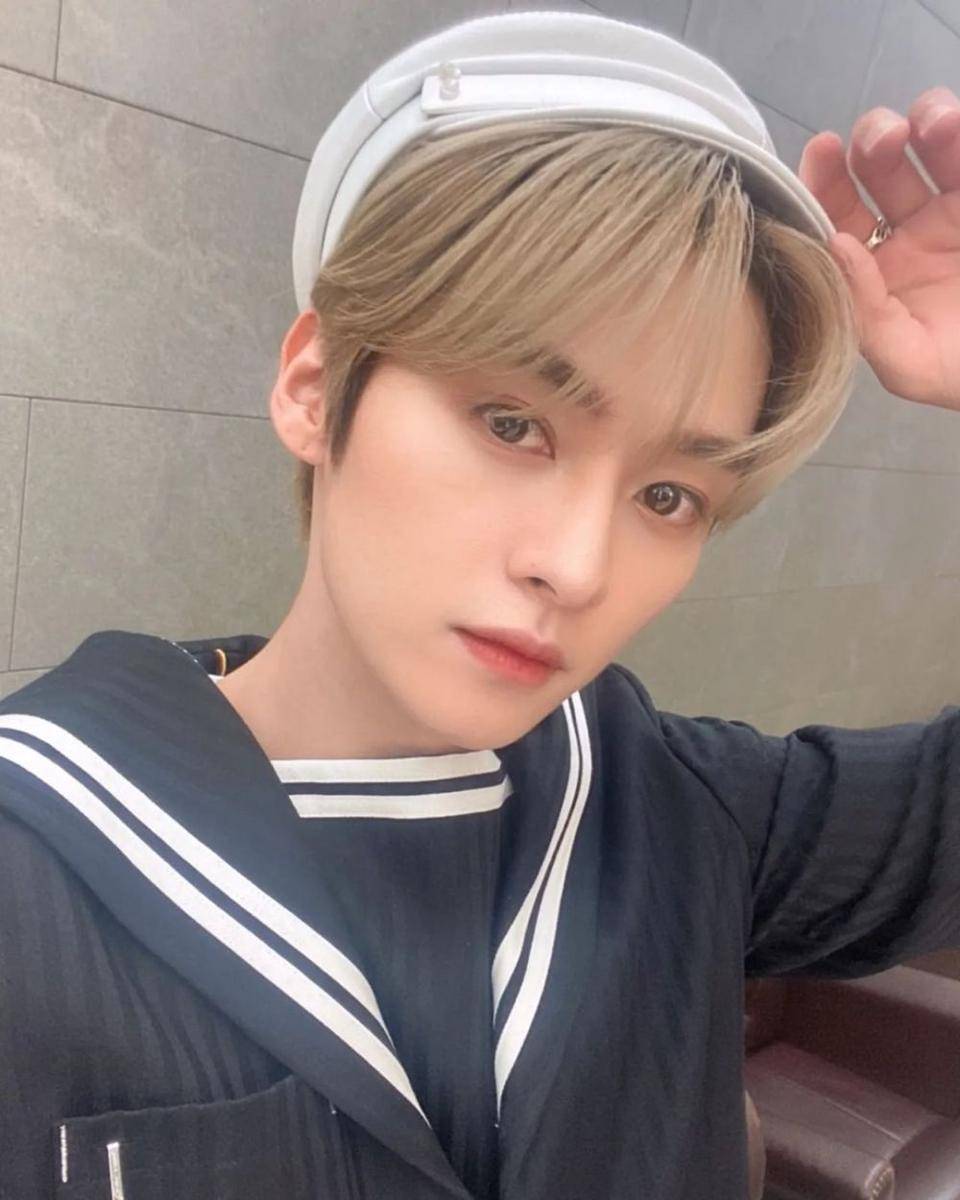 potret Lee Know Stray Kids (Instagram.com/realstraykids)