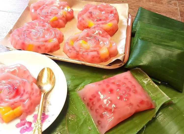 kue cantik manis (instagram.com/adhatalita)