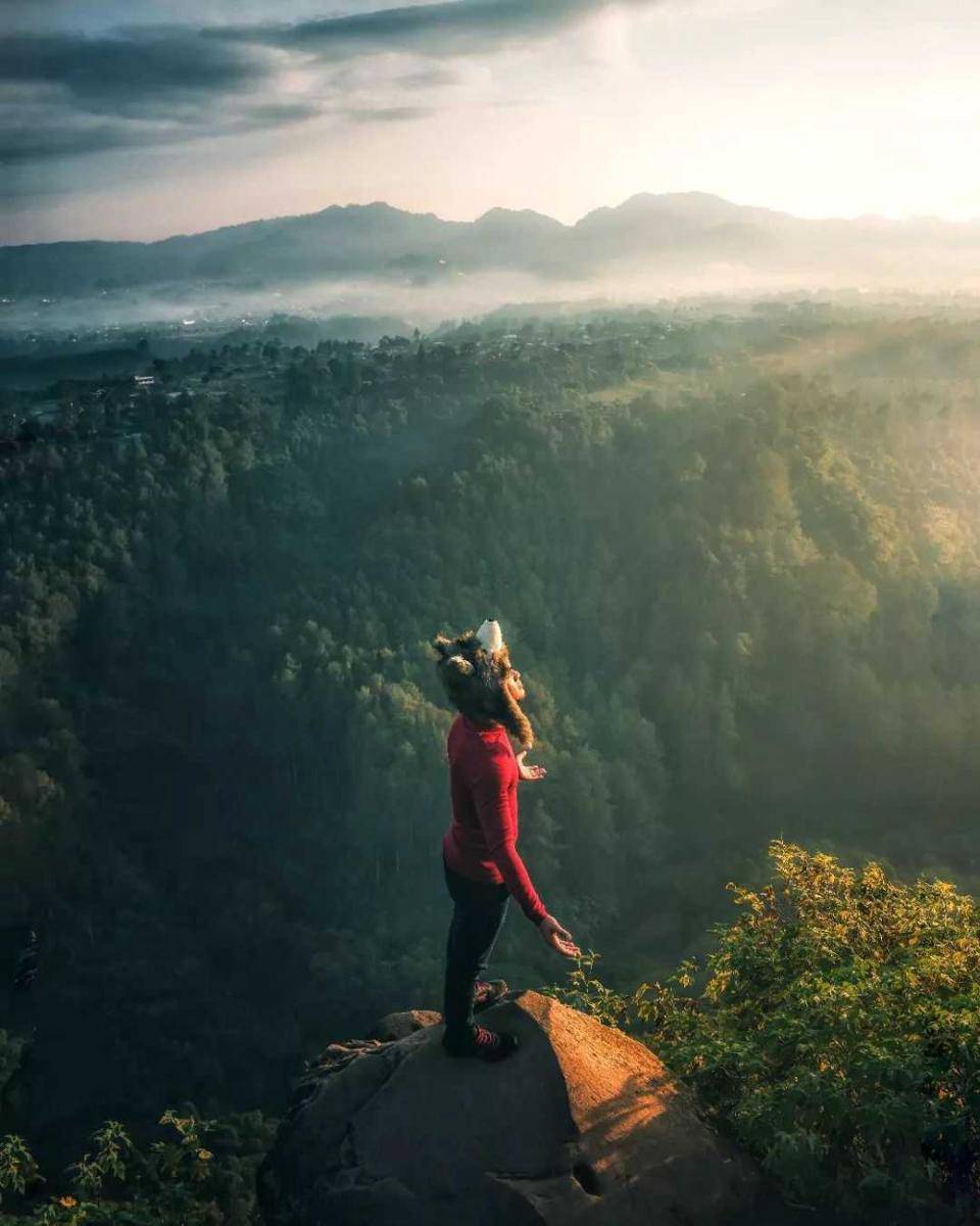 Tebing Keraton (instagram.com/muhammadsidik99)
